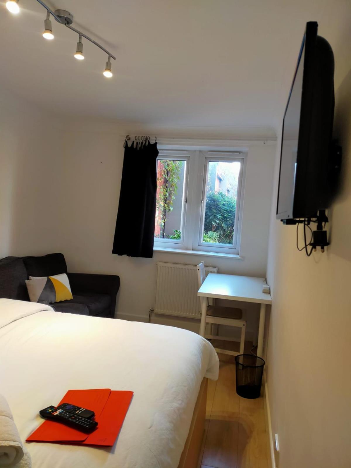 Апартаменти Cobbold Court Share Flat Лондон Екстер'єр фото