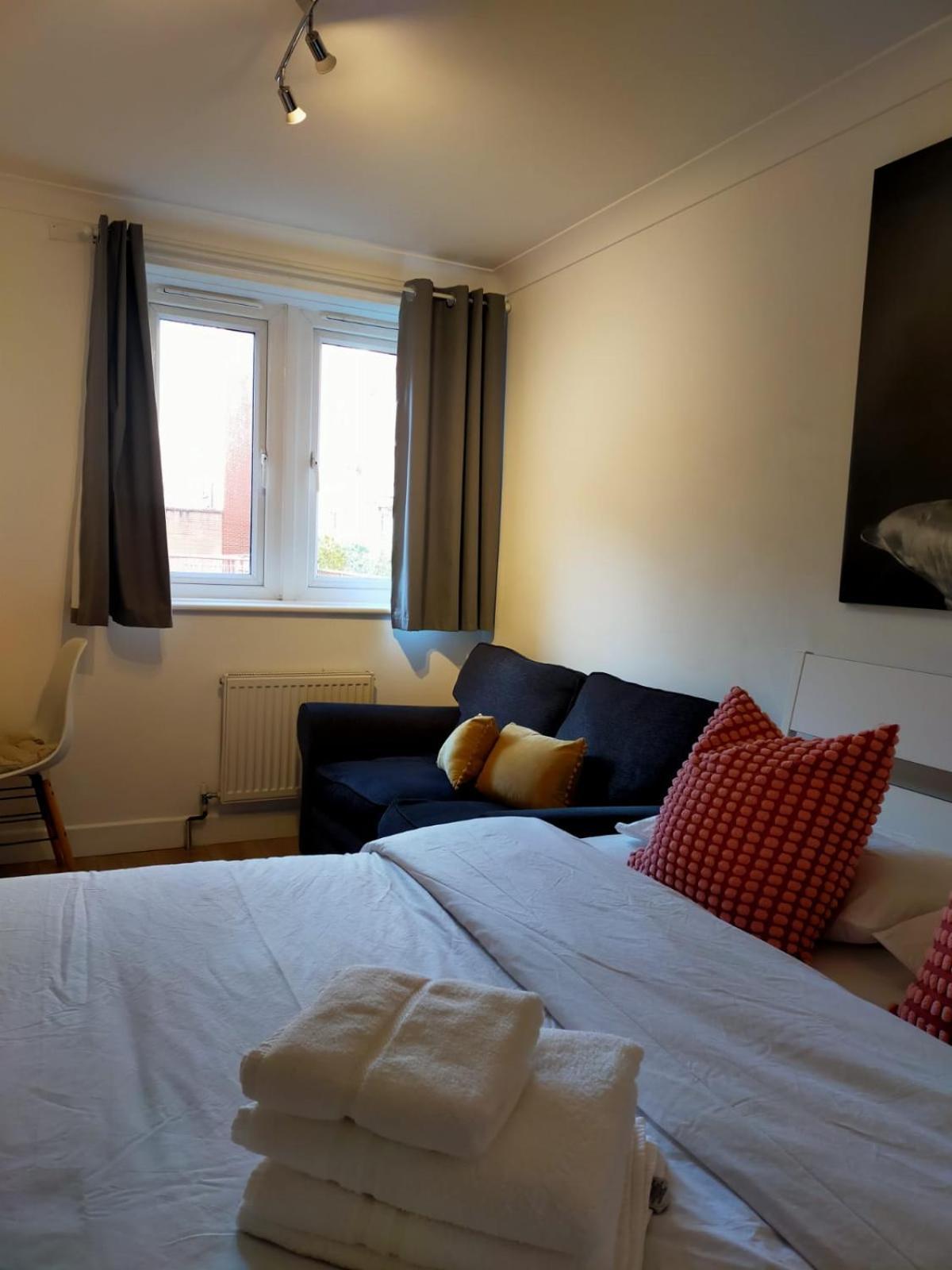 Апартаменти Cobbold Court Share Flat Лондон Екстер'єр фото